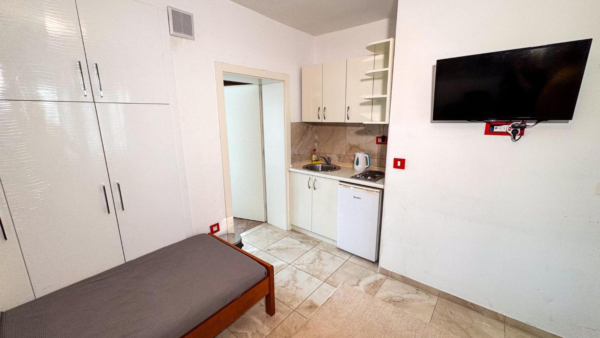 Qumi Apartments Tivat Eksteriør bilde